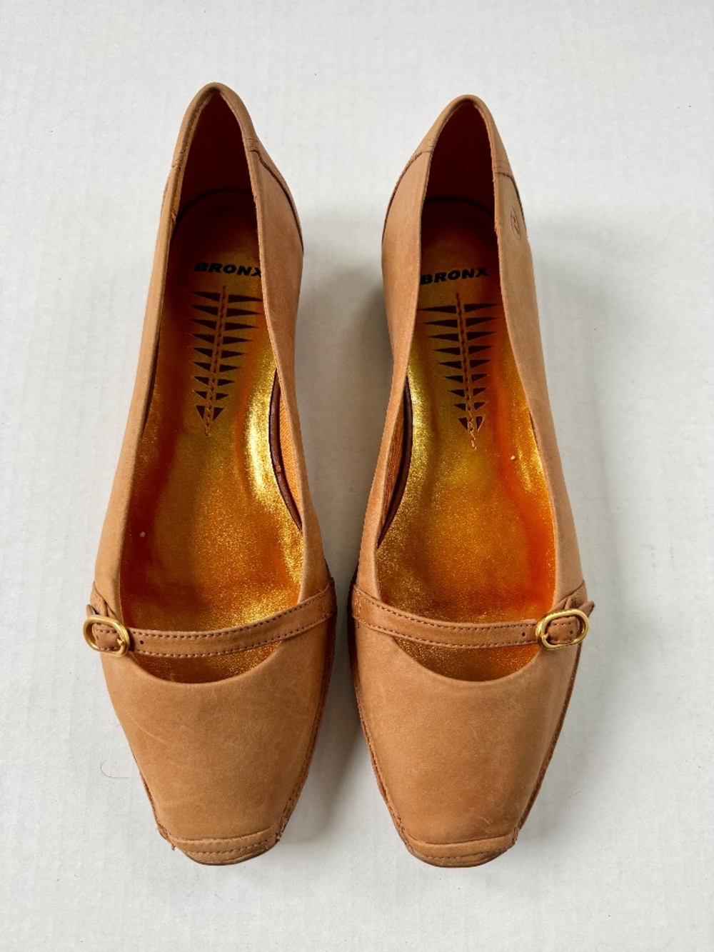 Bronx VINTAGE Mary Jane Flats Size 40 (US 9) - Natural Camel Soft Leather NIB